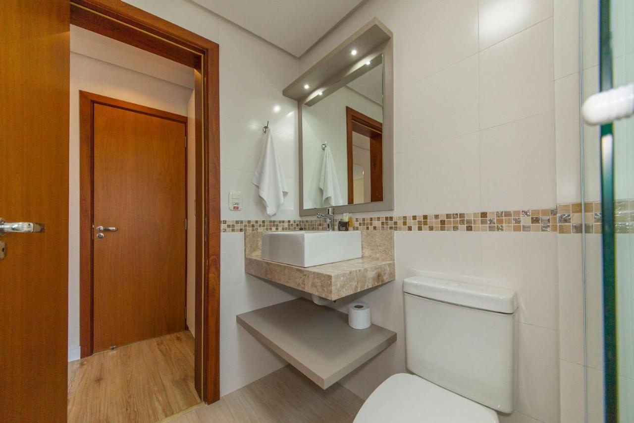 Апартаменти 500 Metros, Rua Coberta Centro -Parque Da Vinicola Грамаду Екстер'єр фото
